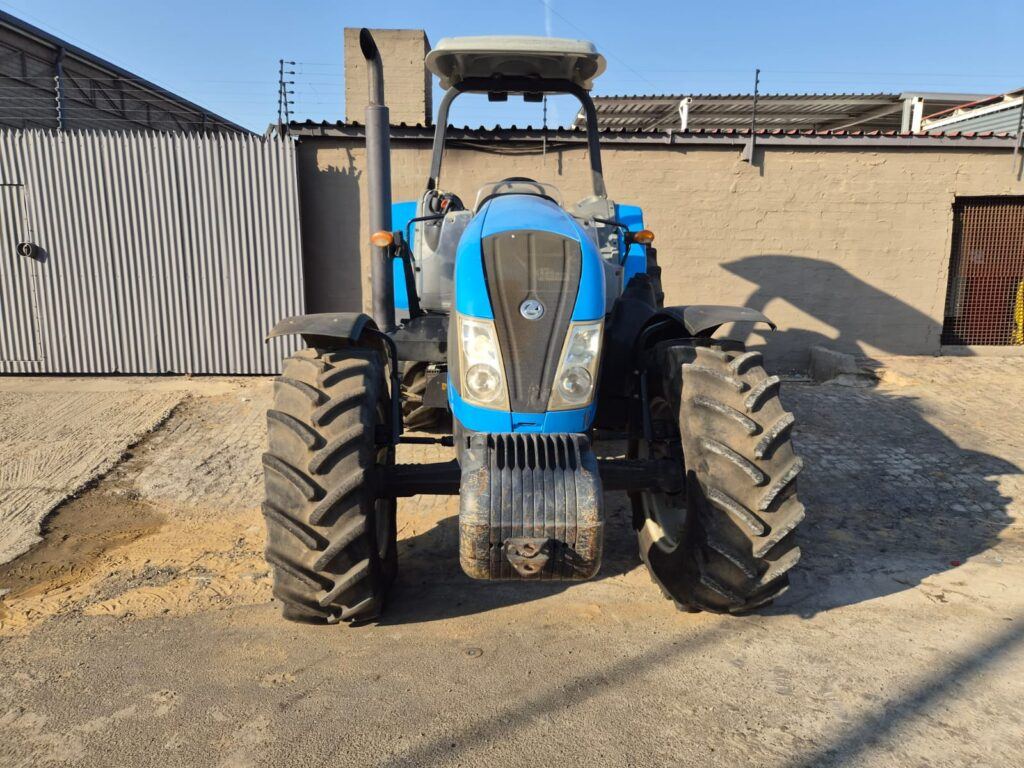 2016 Landpower 135 4wd Plat