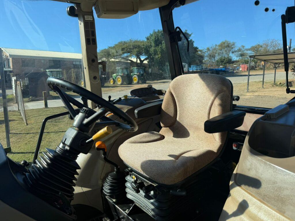 2020 John Deere 5090 Cab