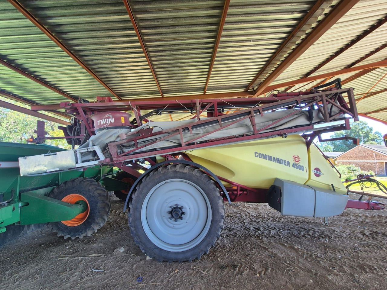 2019 Hardi Commander 4500 Sprayer