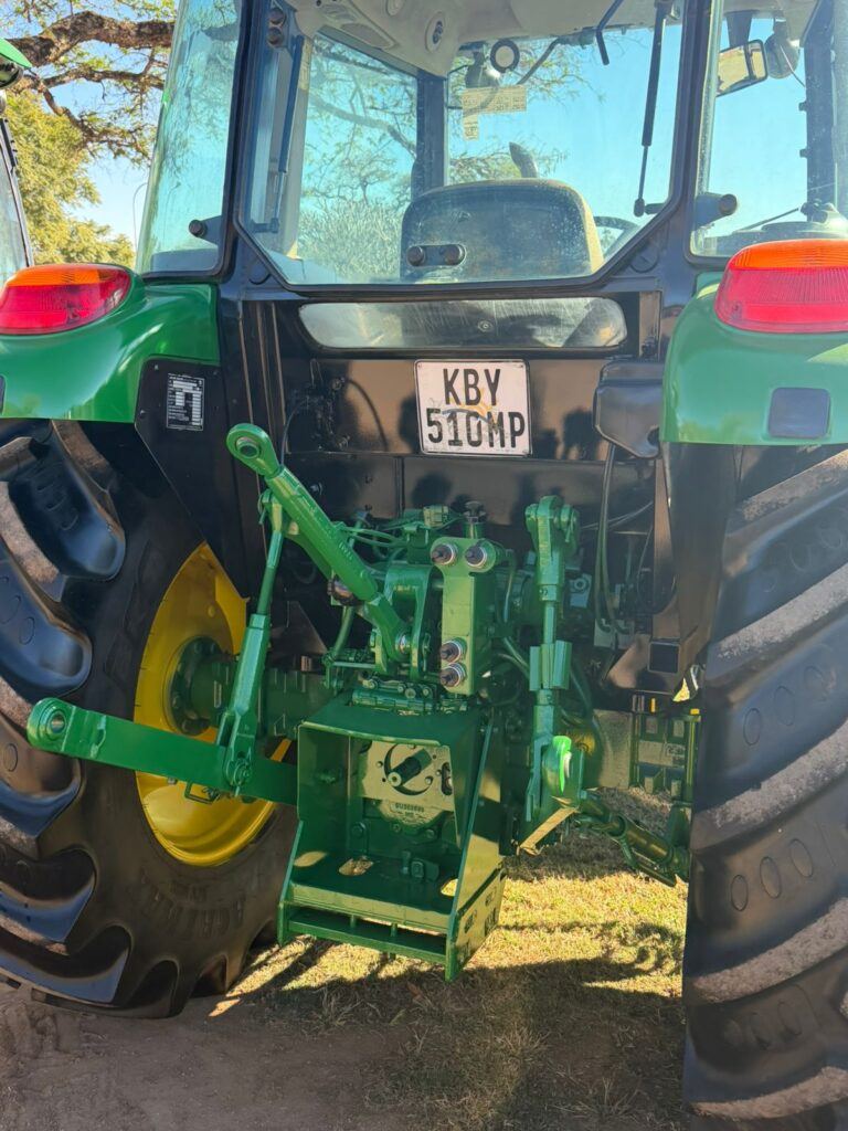 2020 John Deere 5090 Cab