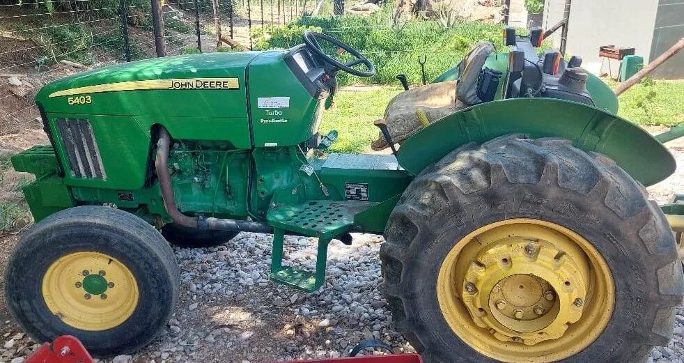 2016 John Deere 5403 2wd