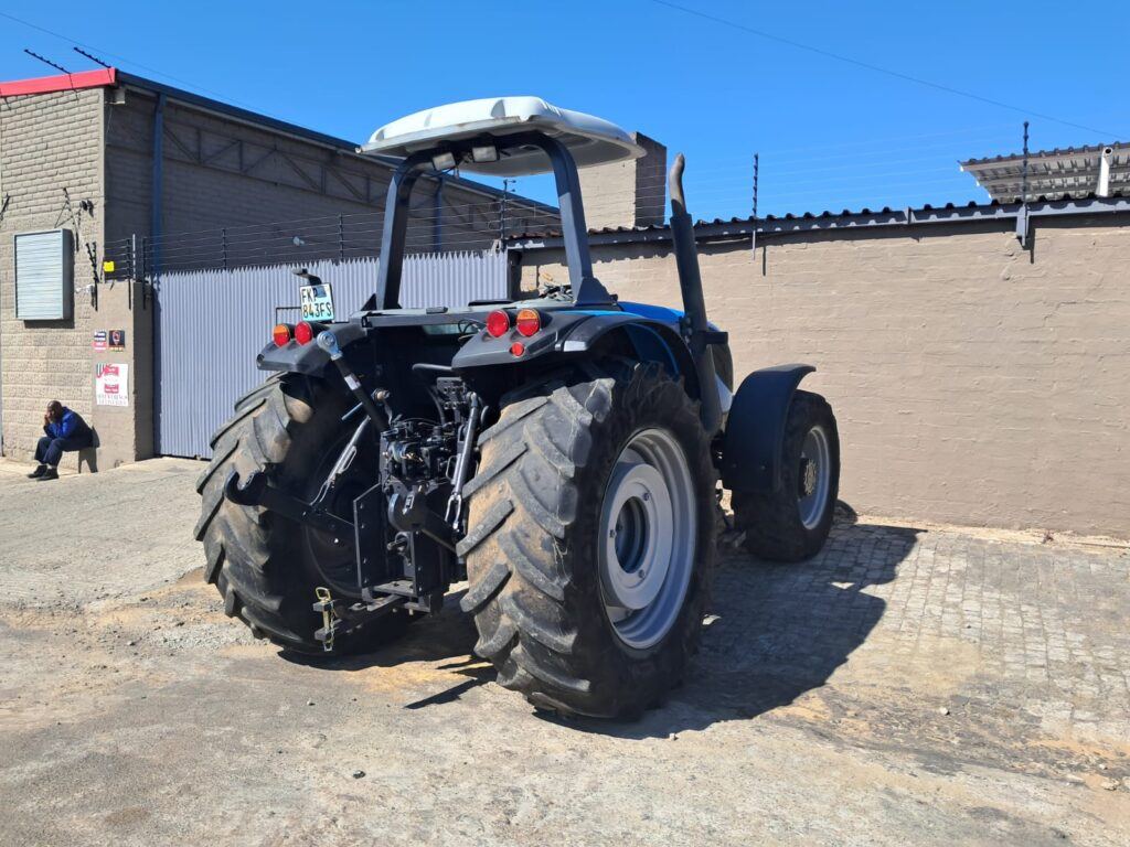 2013 Landini Landpower 135 Techno Plat