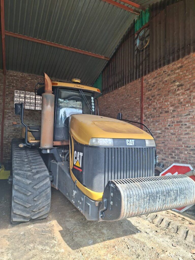 2008 CAT 865b