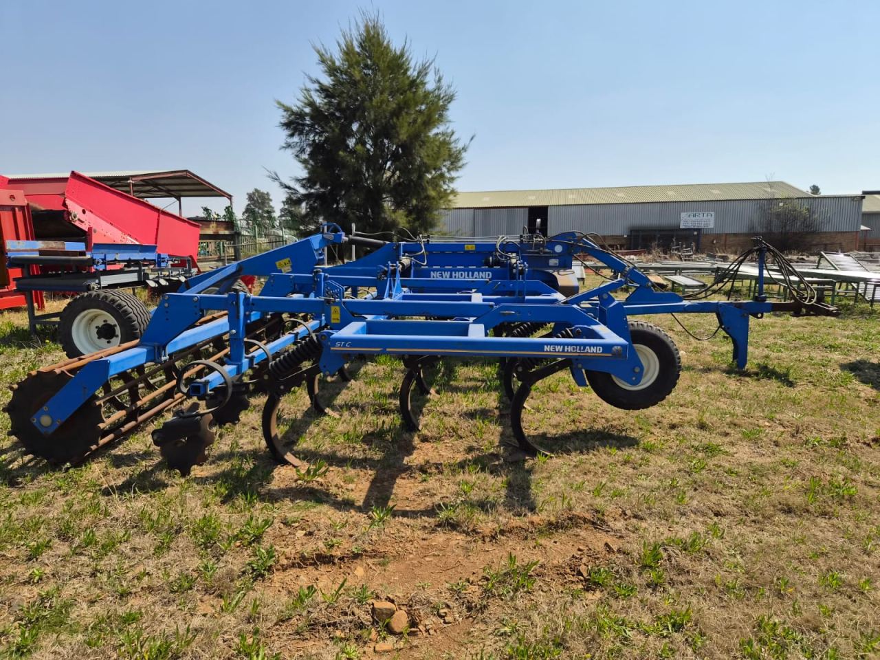 2019 New Holland 7m STC Tillage