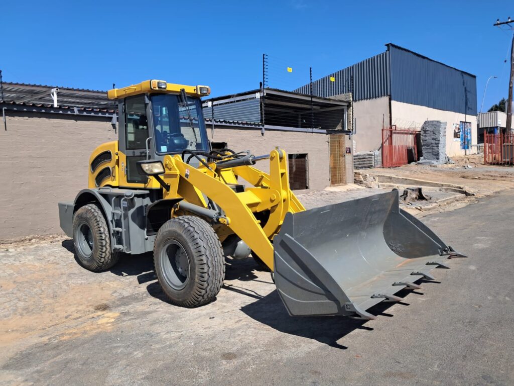2017-Mitchagen-620-Loader-6-1024×768-1-1